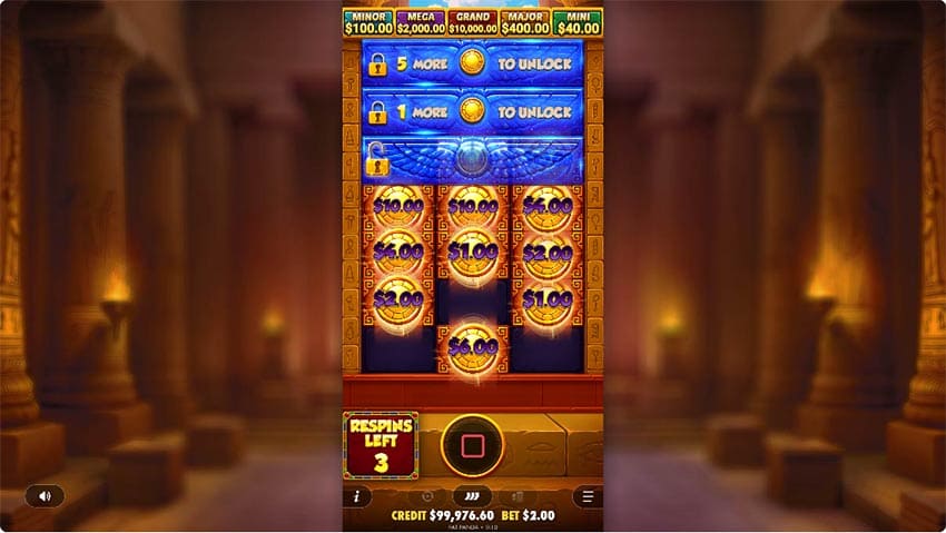 Expanding grid progression - Hold and Win Respins Feature